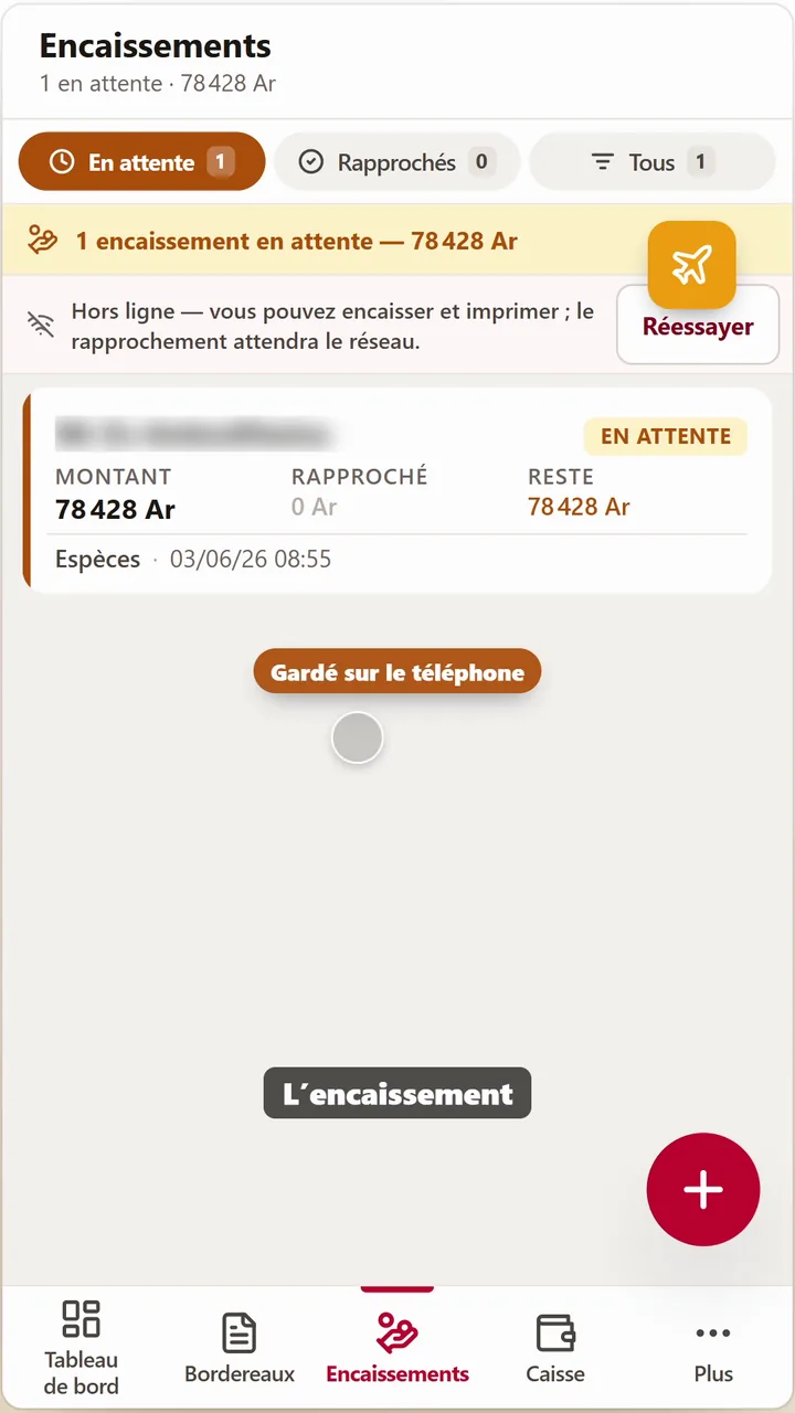 Téléphone : l'encaissement attend, gardé sur le téléphone